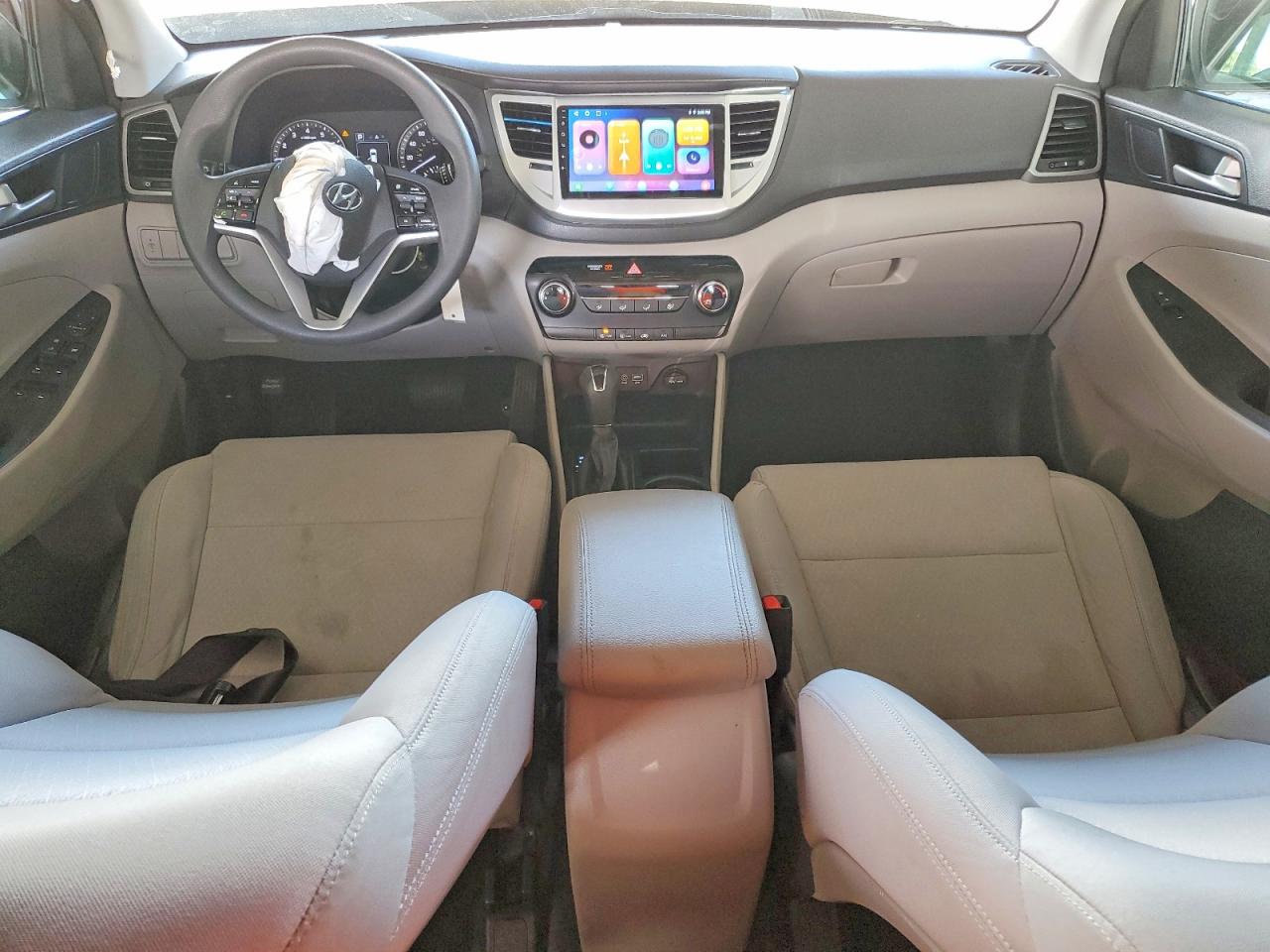 2018 HYUNDAI TUCSON SE photo 15