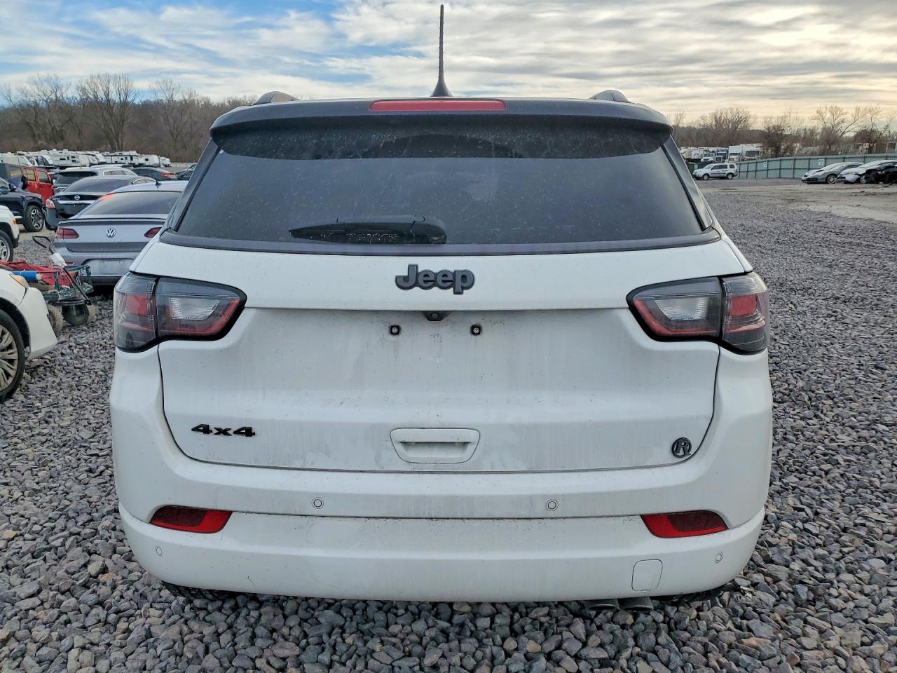 2022 JEEP COMPASS LIMITED photo 6