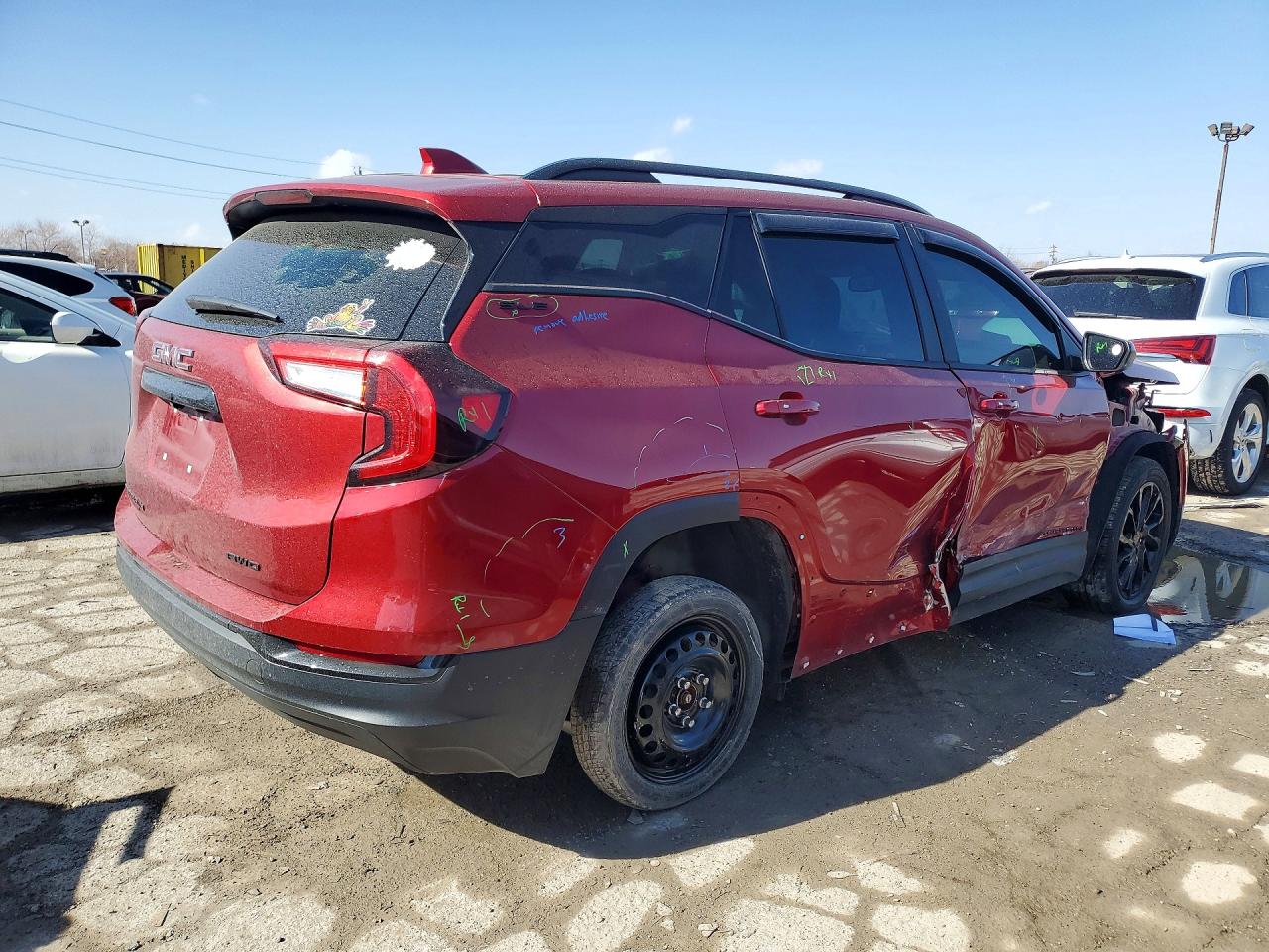2024 GMC TERRAIN SLE photo 5
