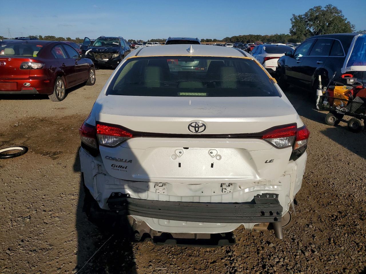 2022 TOYOTA COROLLA LE photo 16