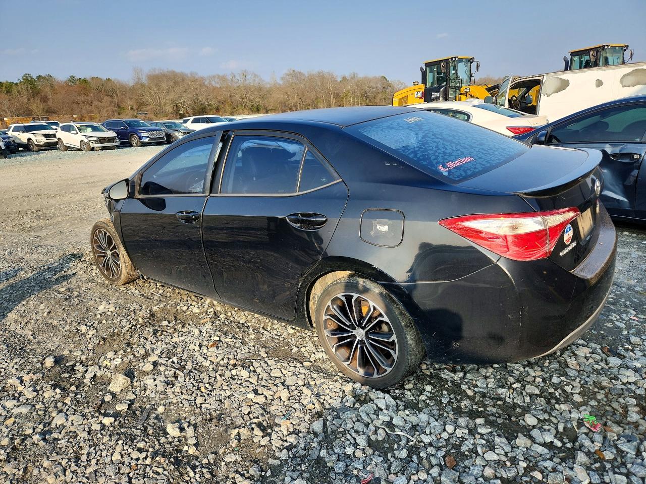2014 TOYOTA COROLLA photo 2