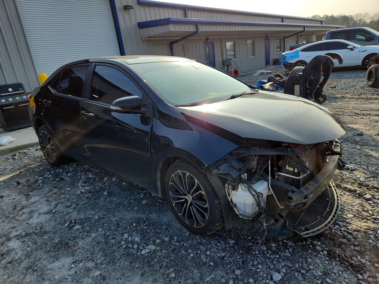 2014 TOYOTA COROLLA photo 4