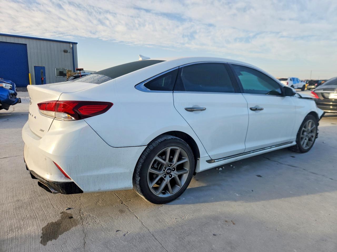 2018 HYUNDAI SONATA LIMITED 2.0T photo 3