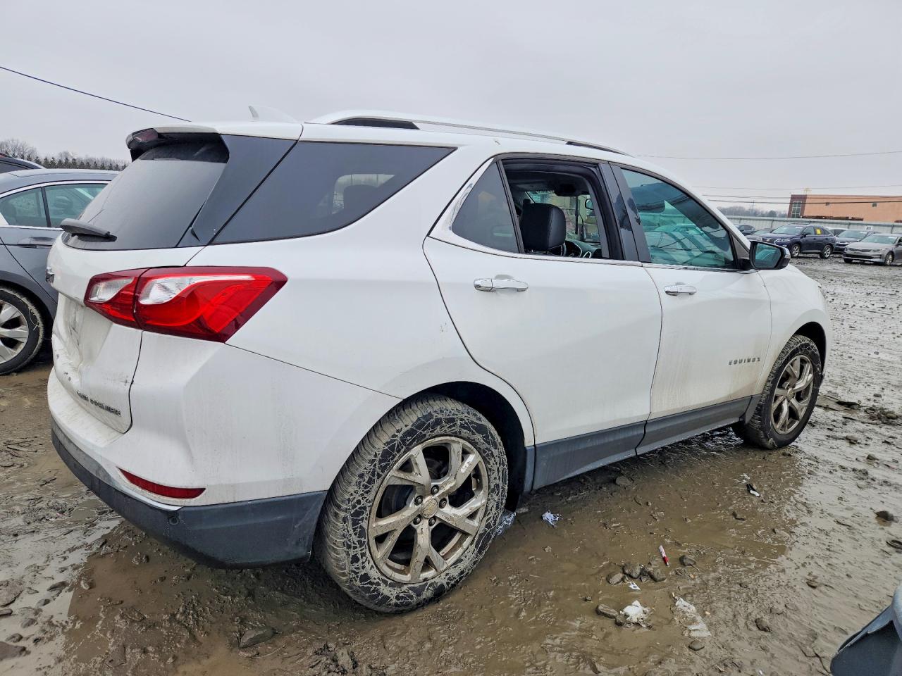 2020 CHEVROLET EQUINOX PREMIER photo 3