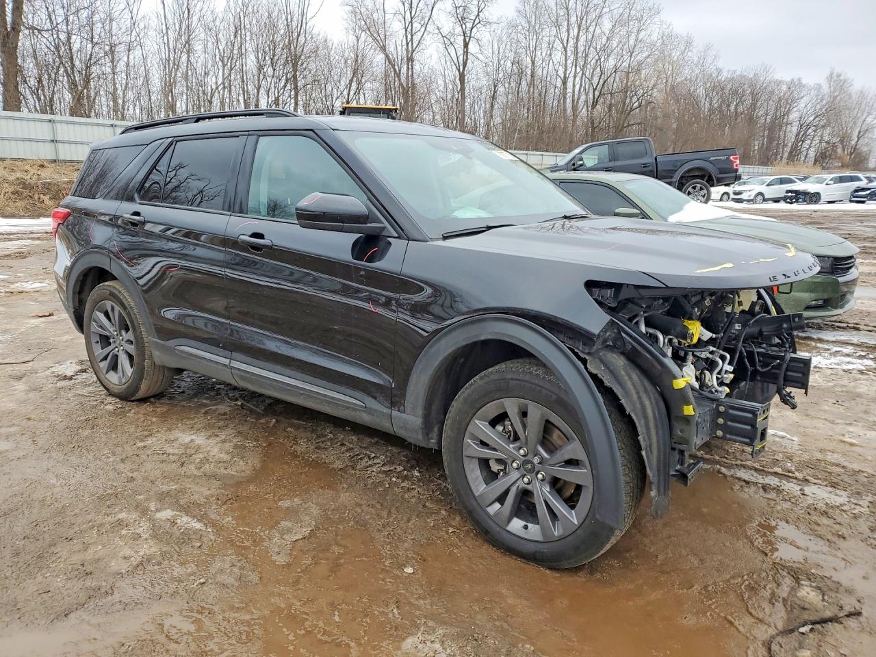 2024 FORD EXPLORER XLT photo 7