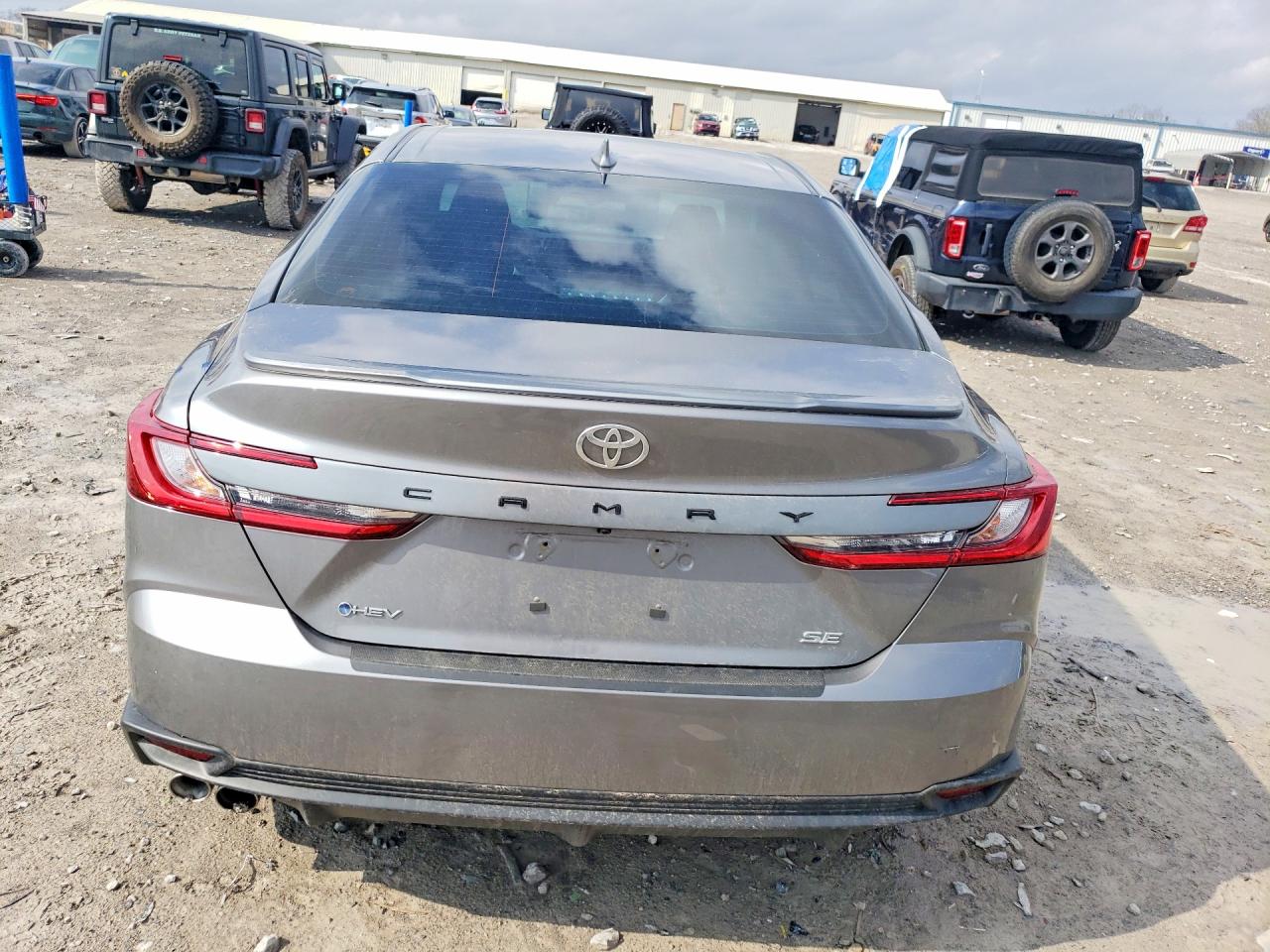 2025 TOYOTA CAMRY XSE photo 6
