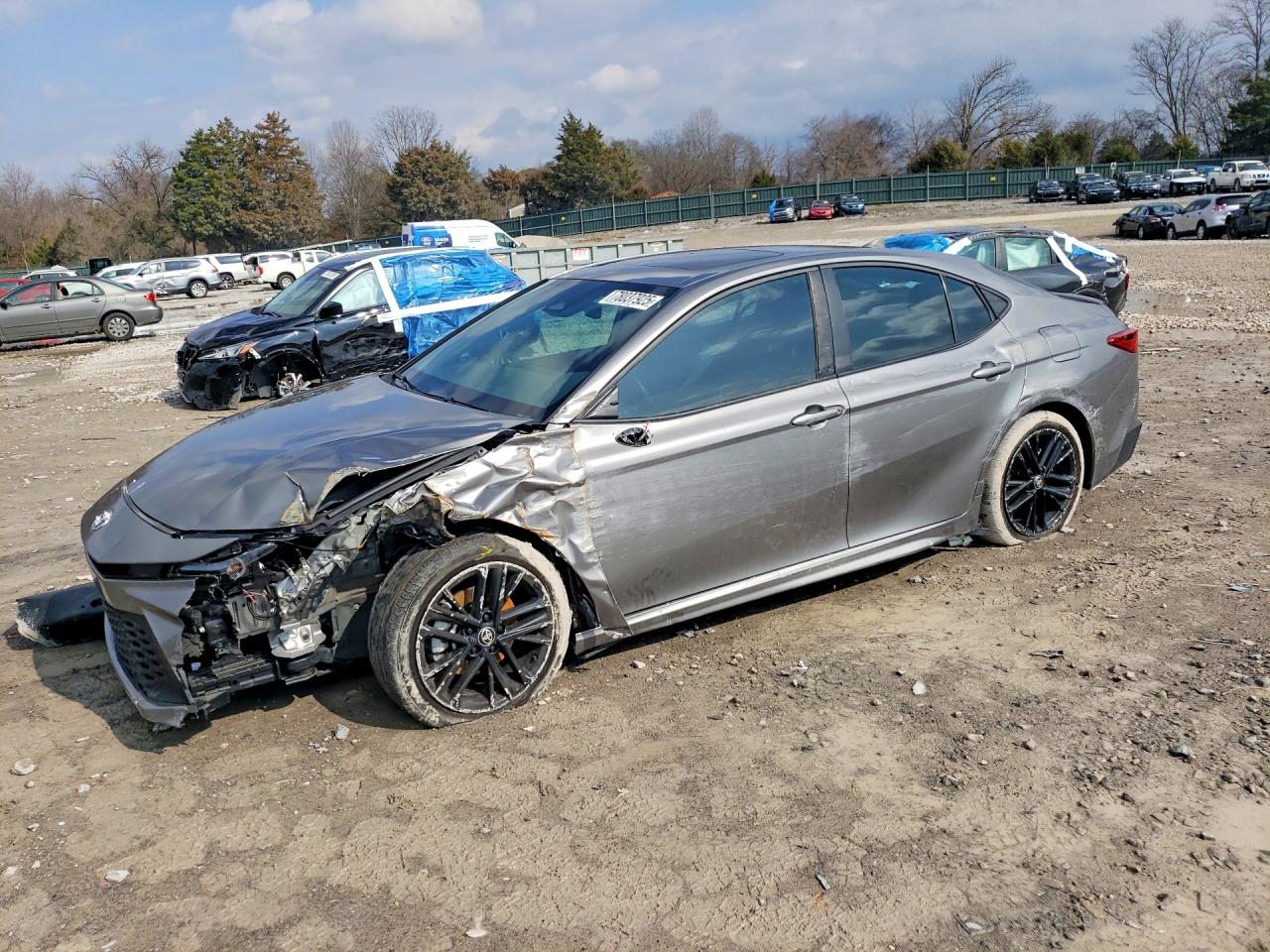 2025 TOYOTA CAMRY
