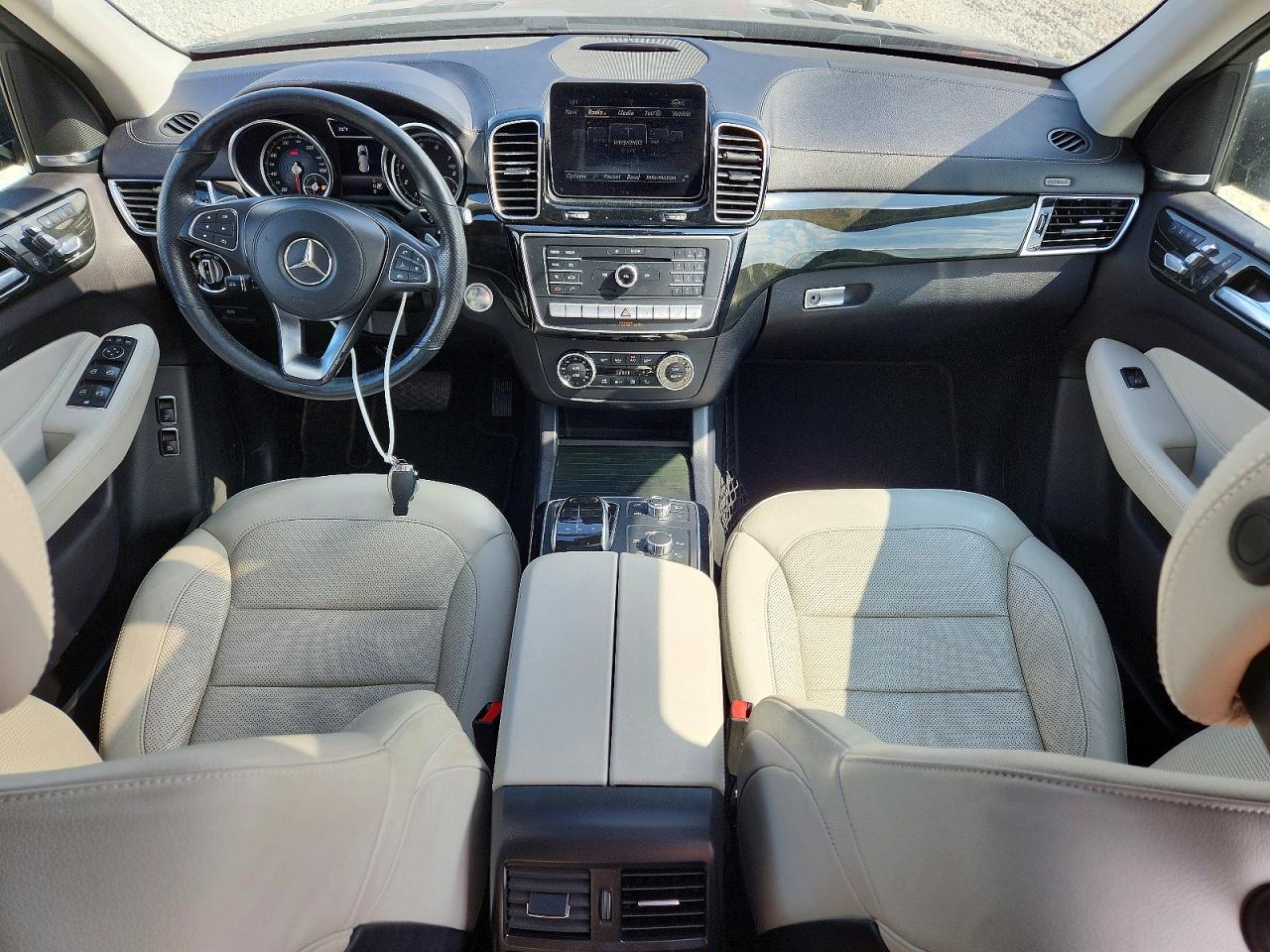 2017 MERCEDES-BENZ GLS 450 4MATIC photo 8