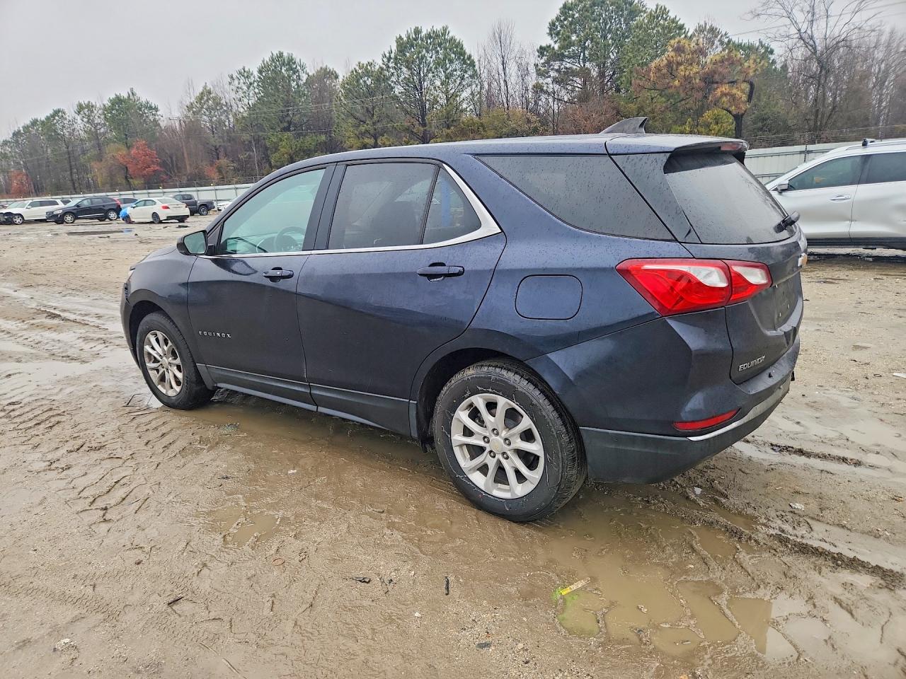 2020 CHEVROLET EQUINOX LT photo 3