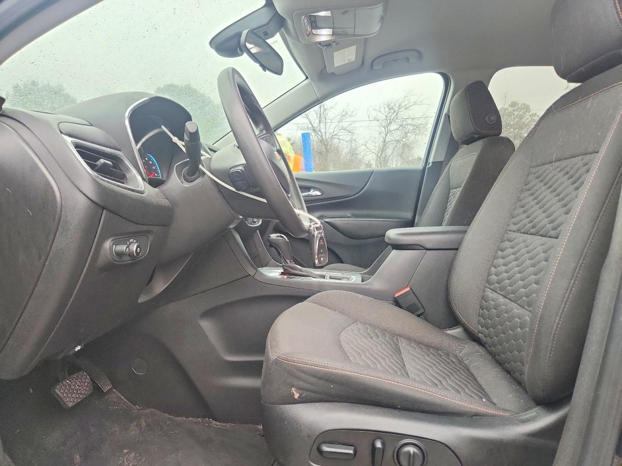 2020 CHEVROLET EQUINOX LT photo 13