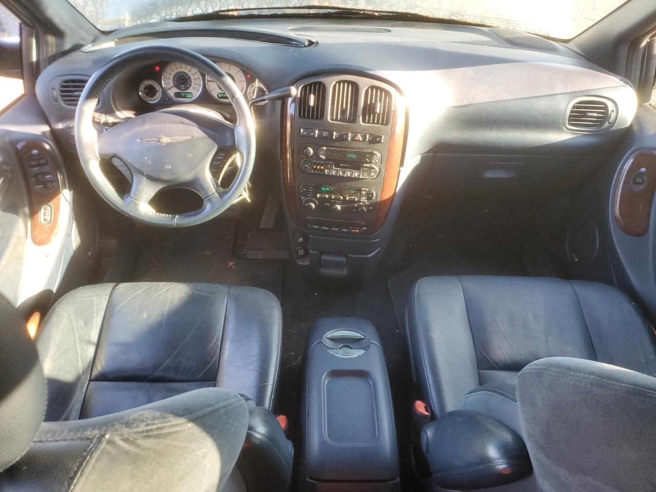 2001 CHRYSLER TOWN & COUNTRY LIMITED photo 15