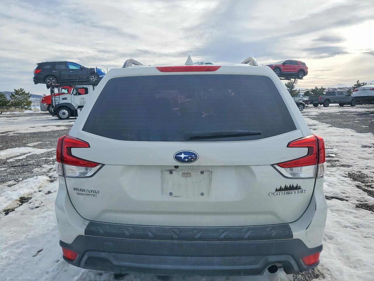 2019 SUBARU FORESTER photo 6