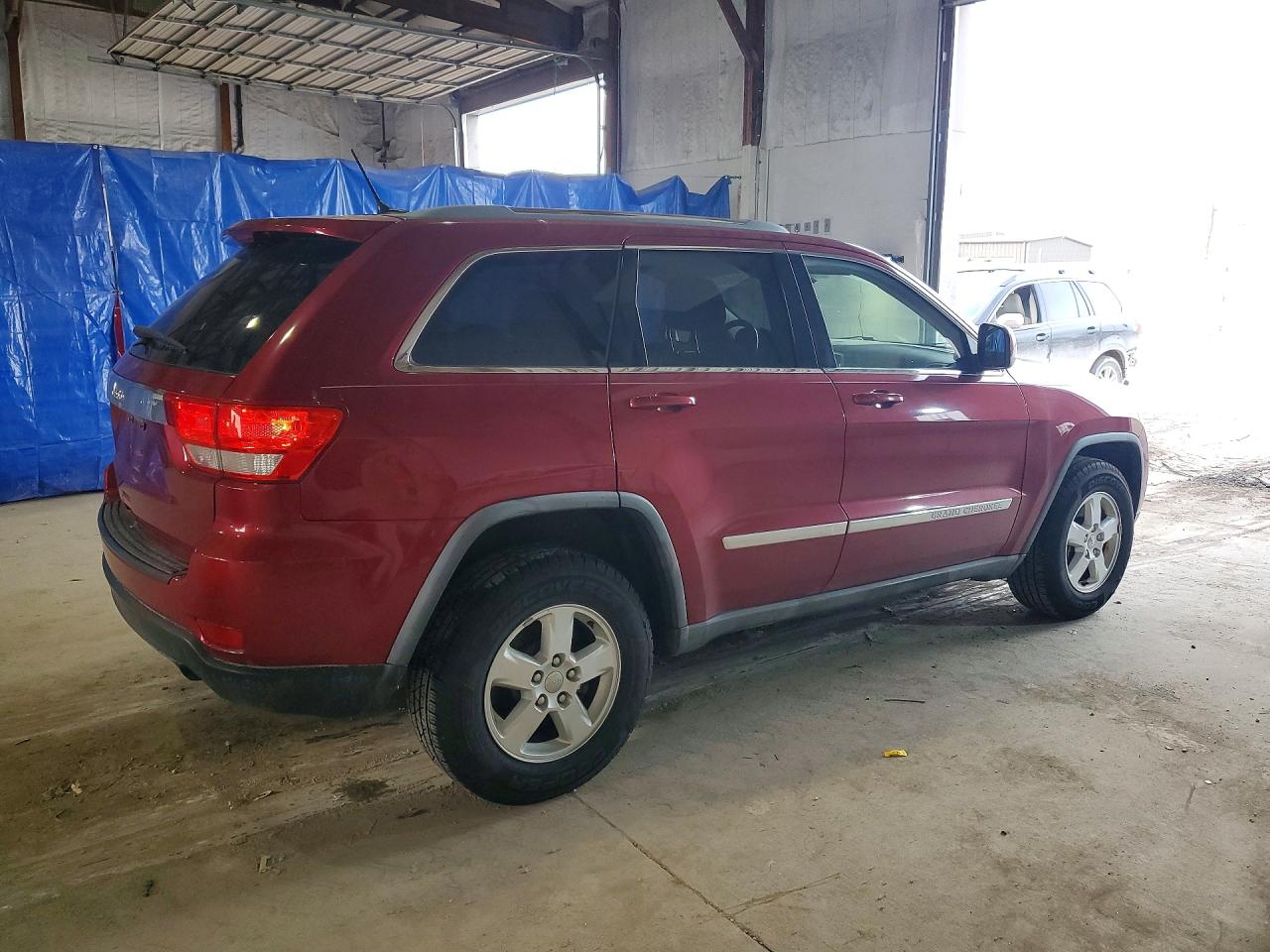 2012 JEEP GRAND CHEROKEE LAREDO photo 5