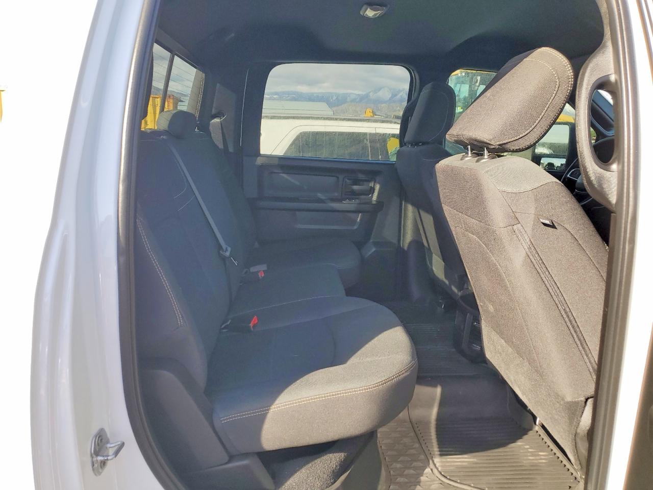 2025 RAM 2500 TRADESMAN photo 10