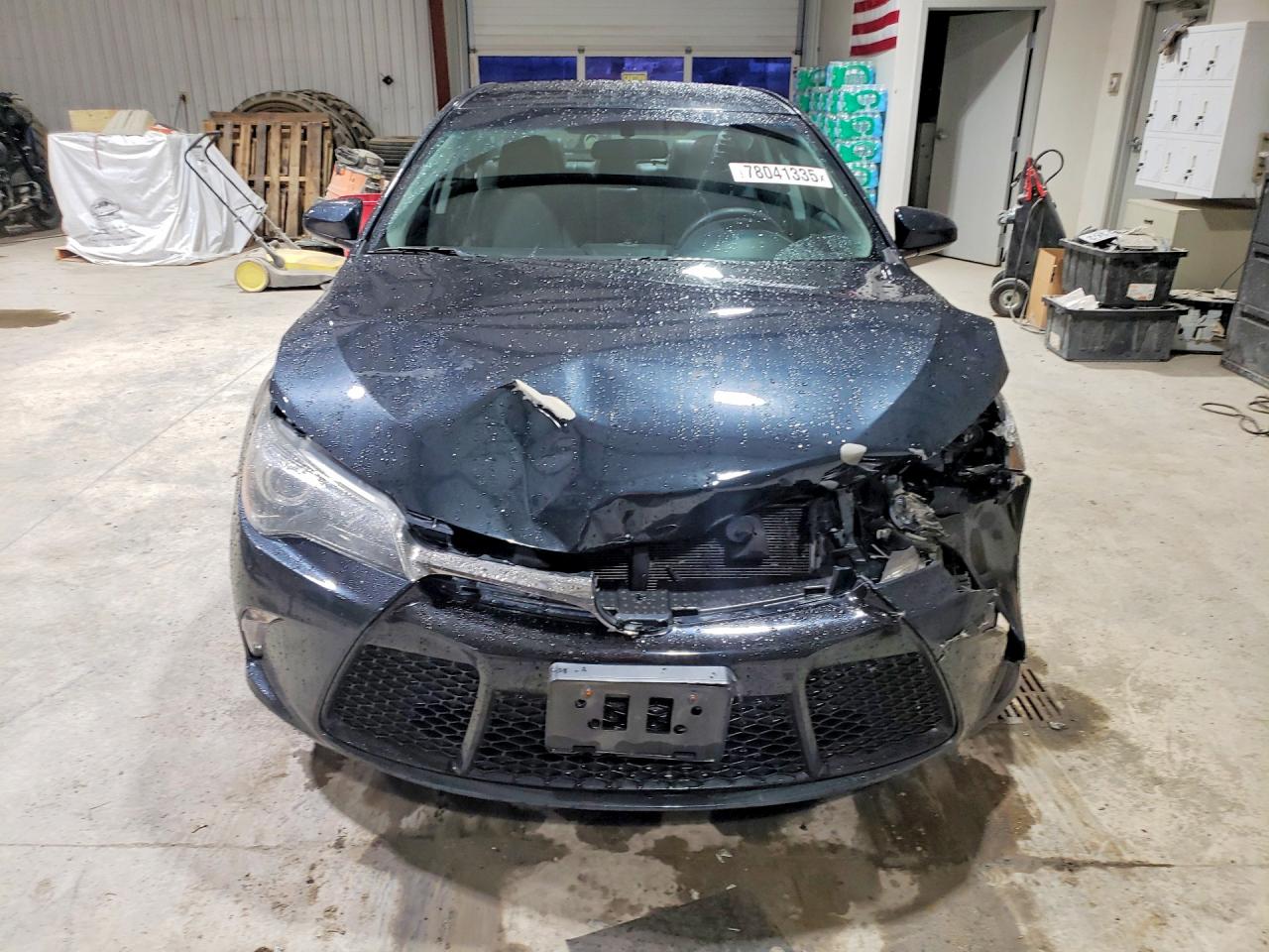 2016 TOYOTA CAMRY LE photo 13
