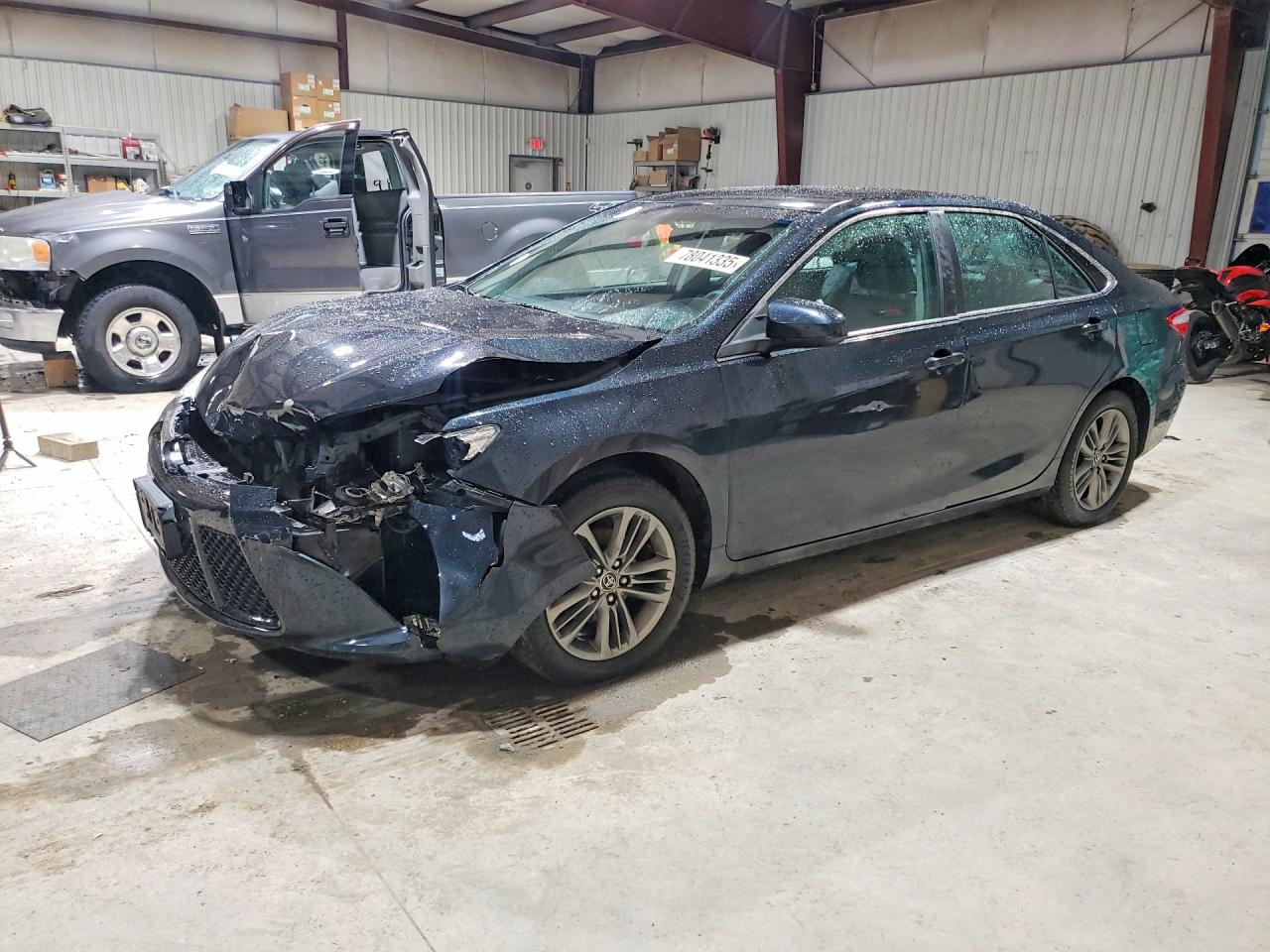 2016 TOYOTA CAMRY