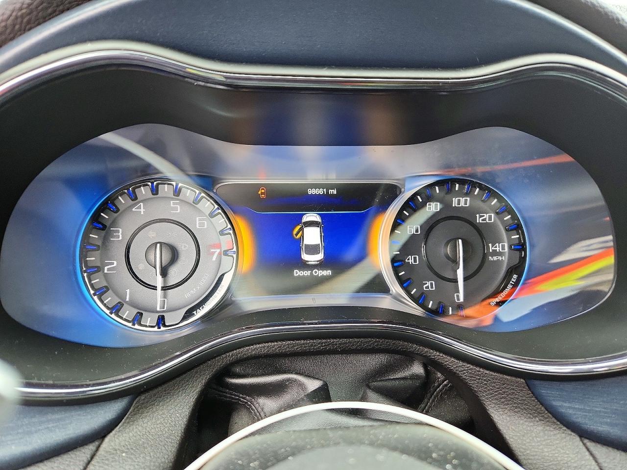 2015 CHRYSLER 200 S photo 25