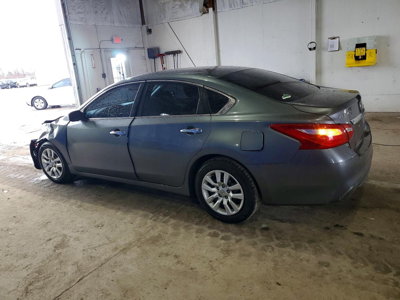2016 NISSAN ALTIMA 2.5 photo 3