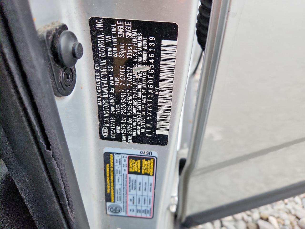 2014 KIA SORENTO LX photo 12