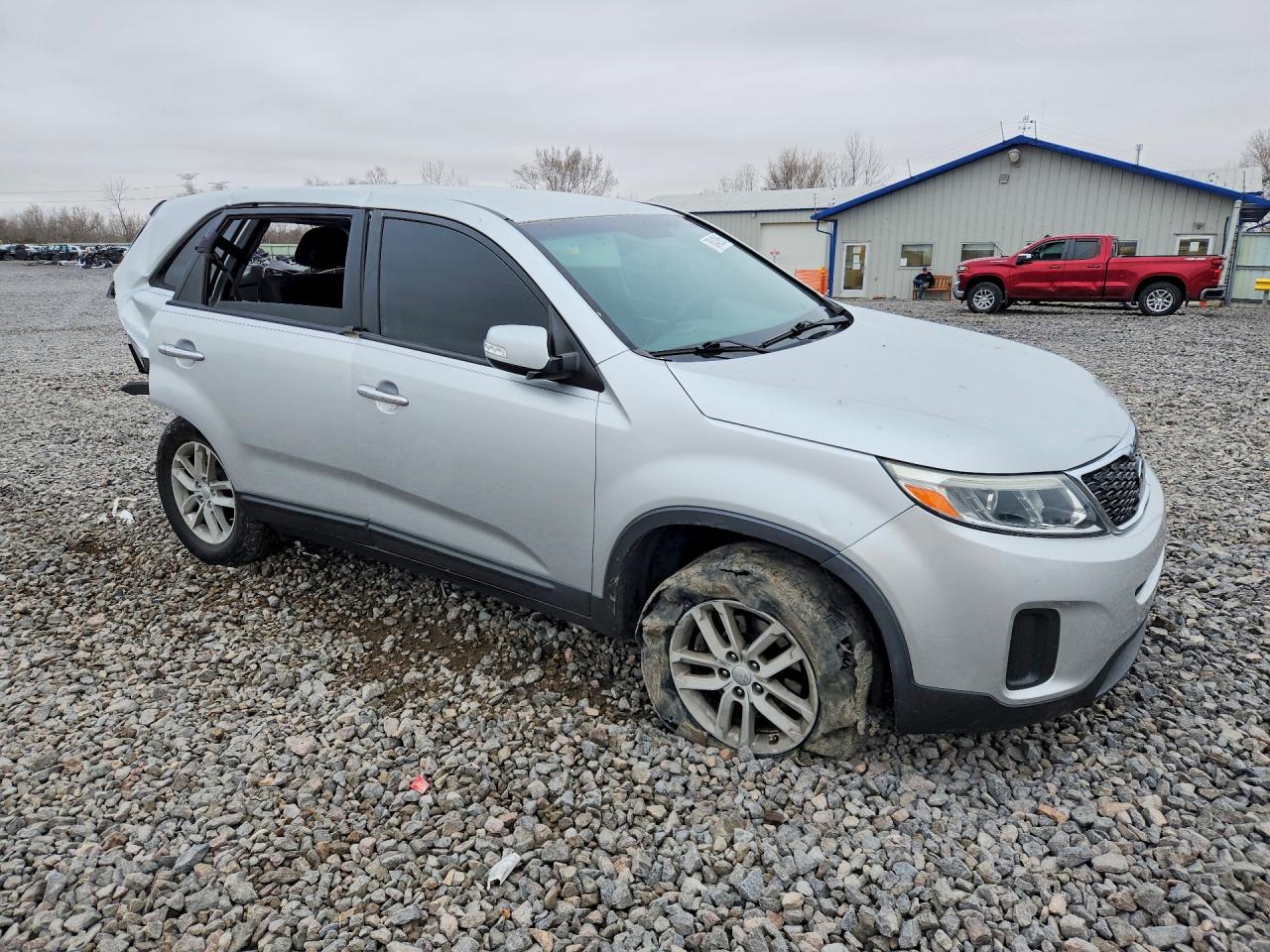 2014 KIA SORENTO LX photo 4