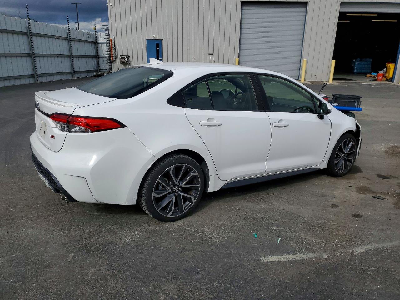 2021 TOYOTA COROLLA SE photo 5