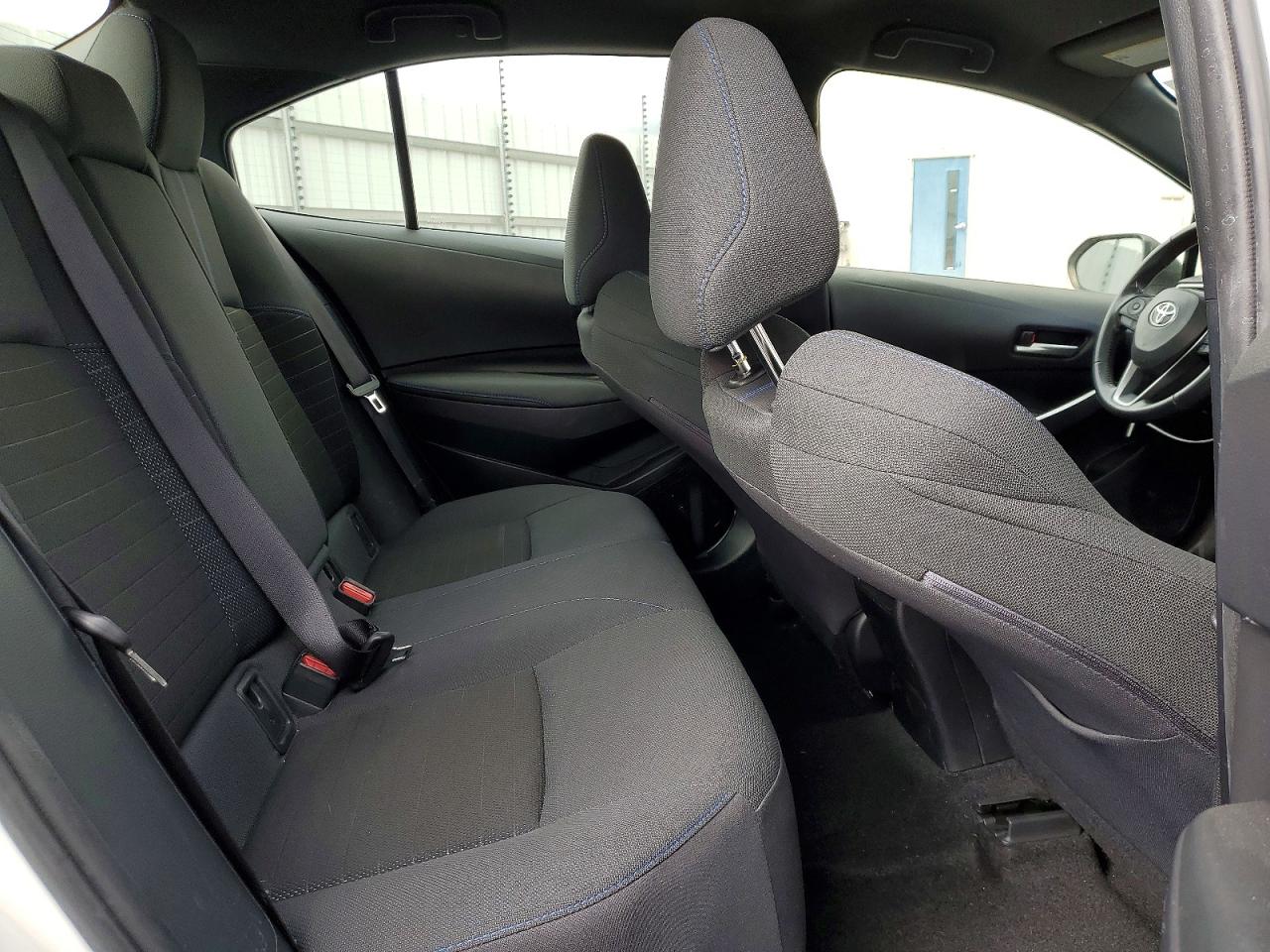 2021 TOYOTA COROLLA SE photo 19