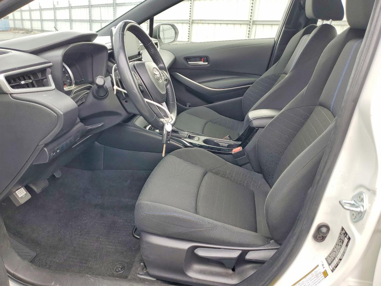 2021 TOYOTA COROLLA SE photo 13