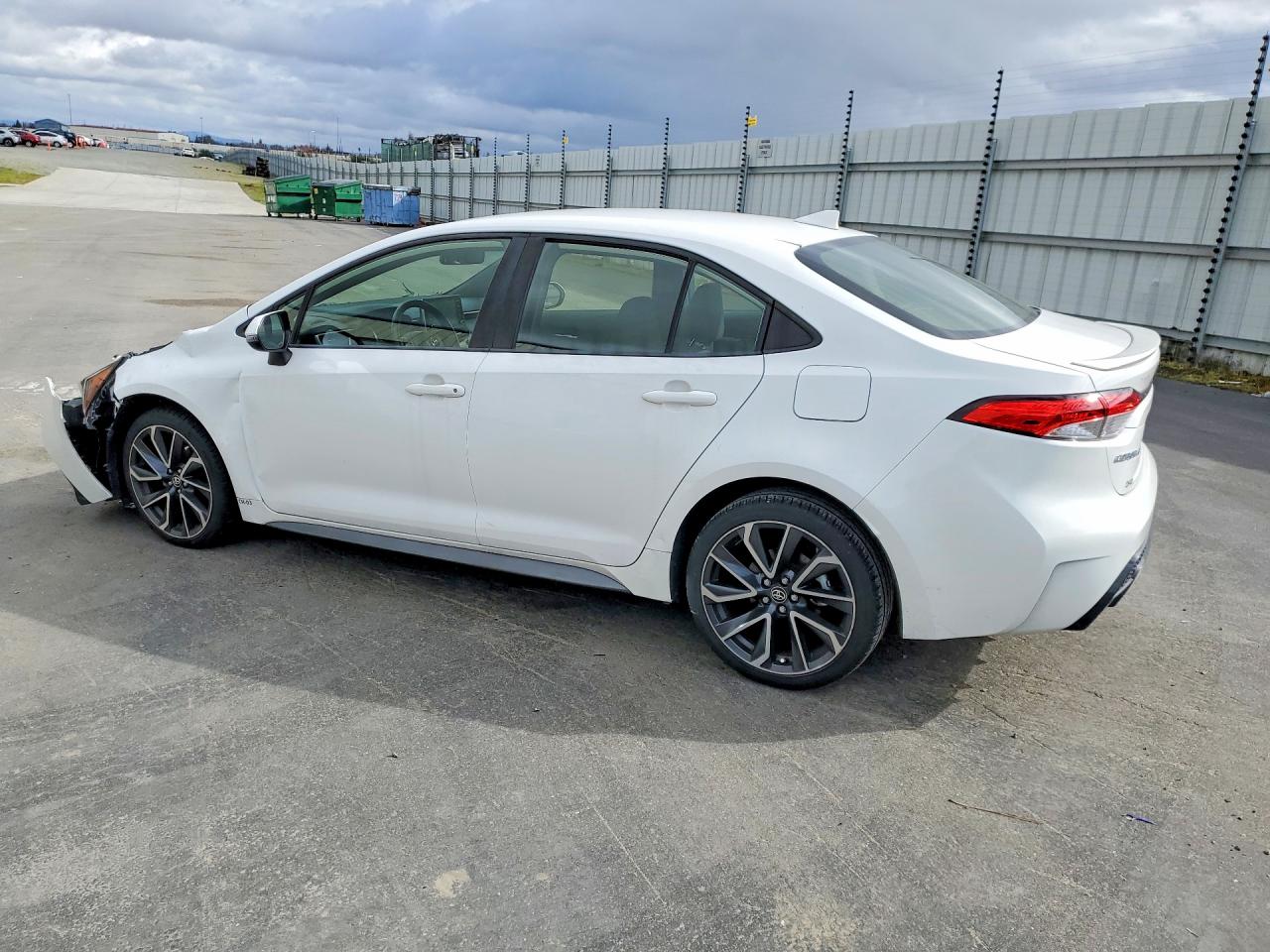 2021 TOYOTA COROLLA SE photo 3