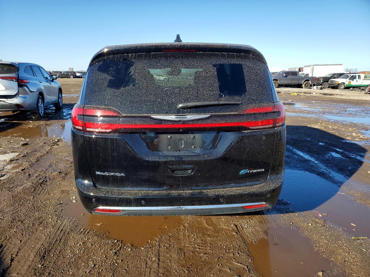 2025 CHRYSLER PACIFICA HYBRID SELECT photo 6