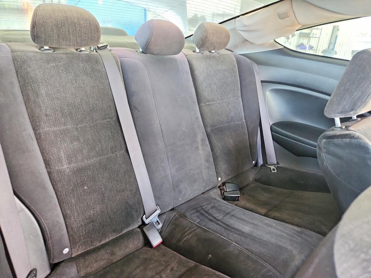 2009 HONDA ACCORD LX photo 10