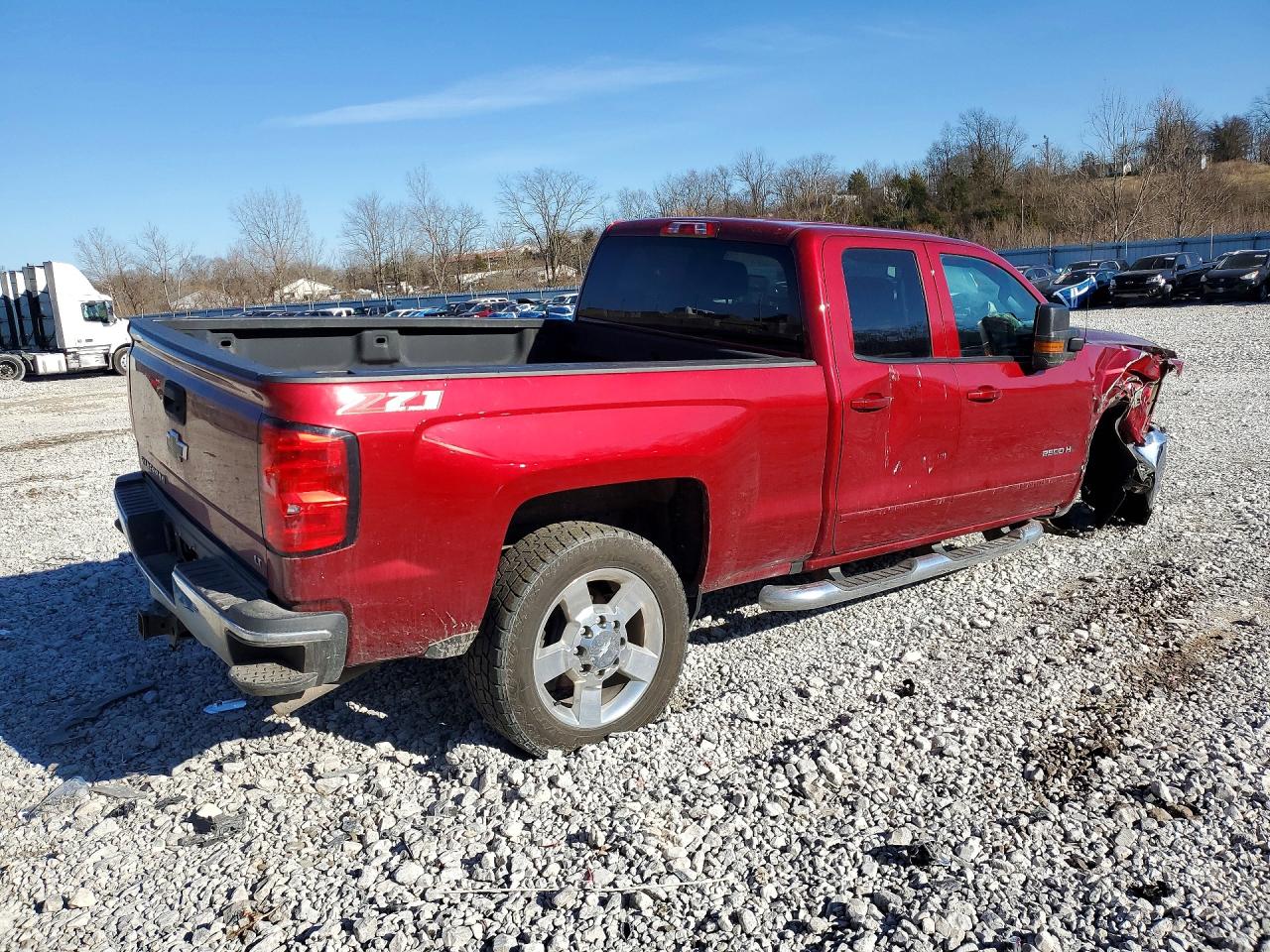 2019 CHEVROLET SILVERADO K2500 HEAVY DUTY LT photo 3