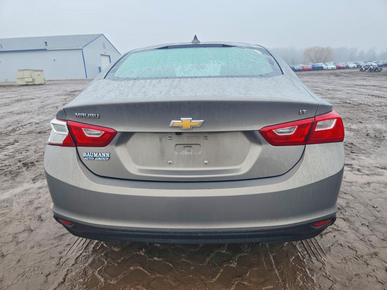 2017 CHEVROLET MALIBU LT photo 6