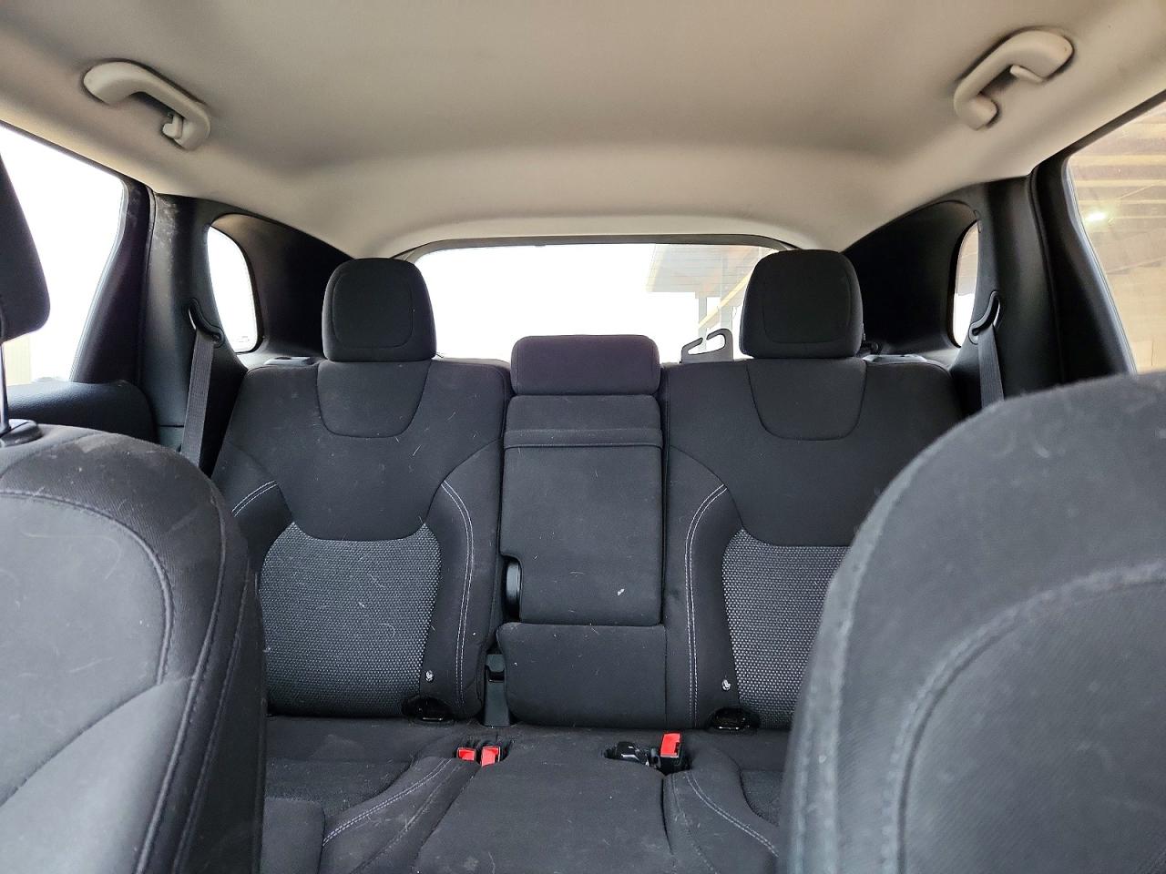 2019 JEEP CHEROKEE LATITUDE photo 10