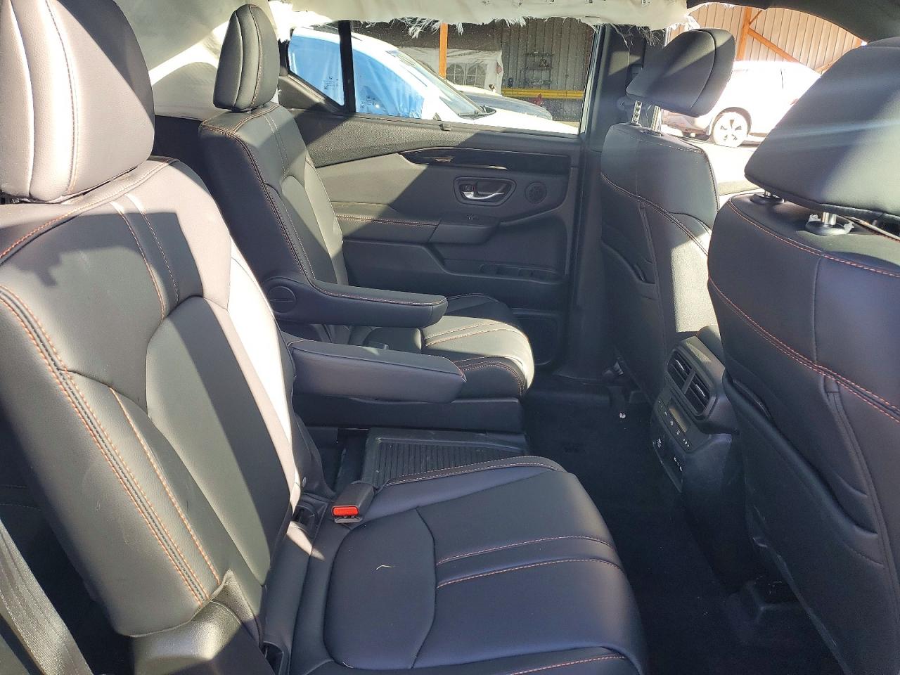 2025 HONDA PILOT TRAILSPORT photo 21