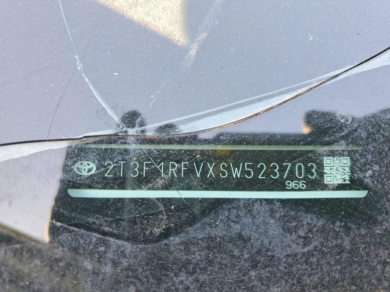 2025 TOYOTA RAV4 LE photo 25
