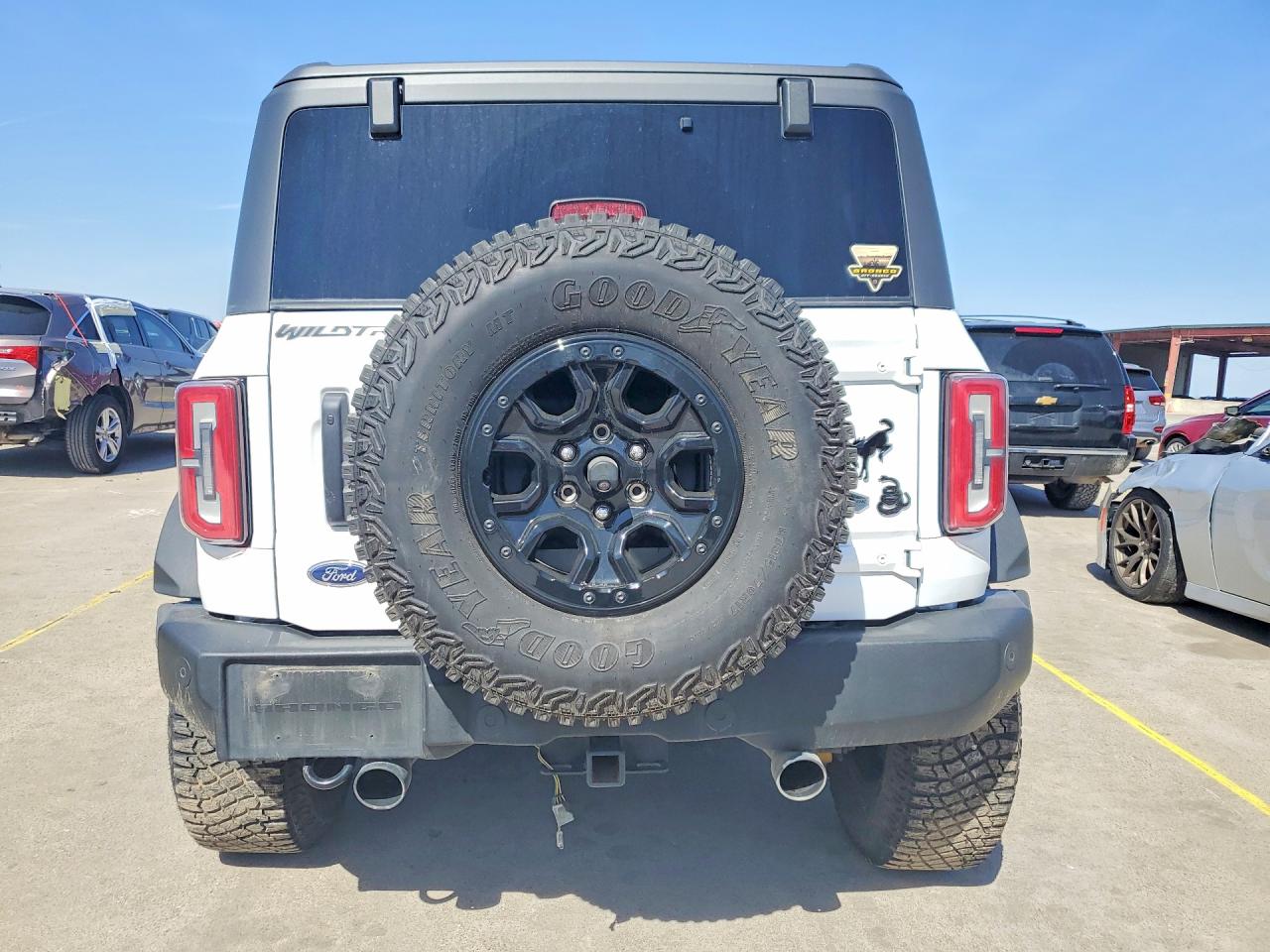 2022 FORD BRONCO BASE photo 11
