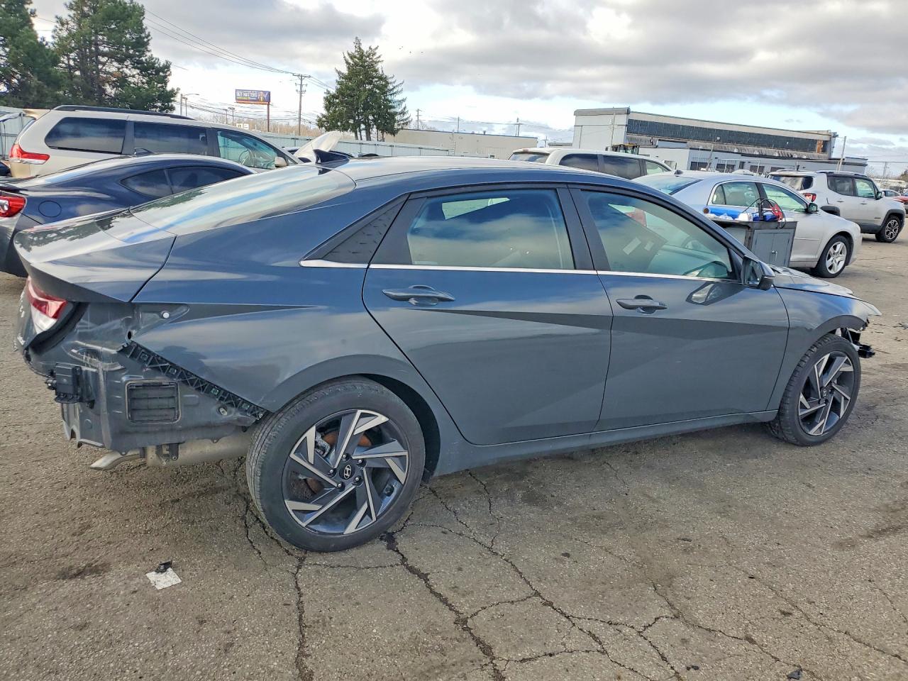 2024 HYUNDAI ELANTRA LIMITED photo 5
