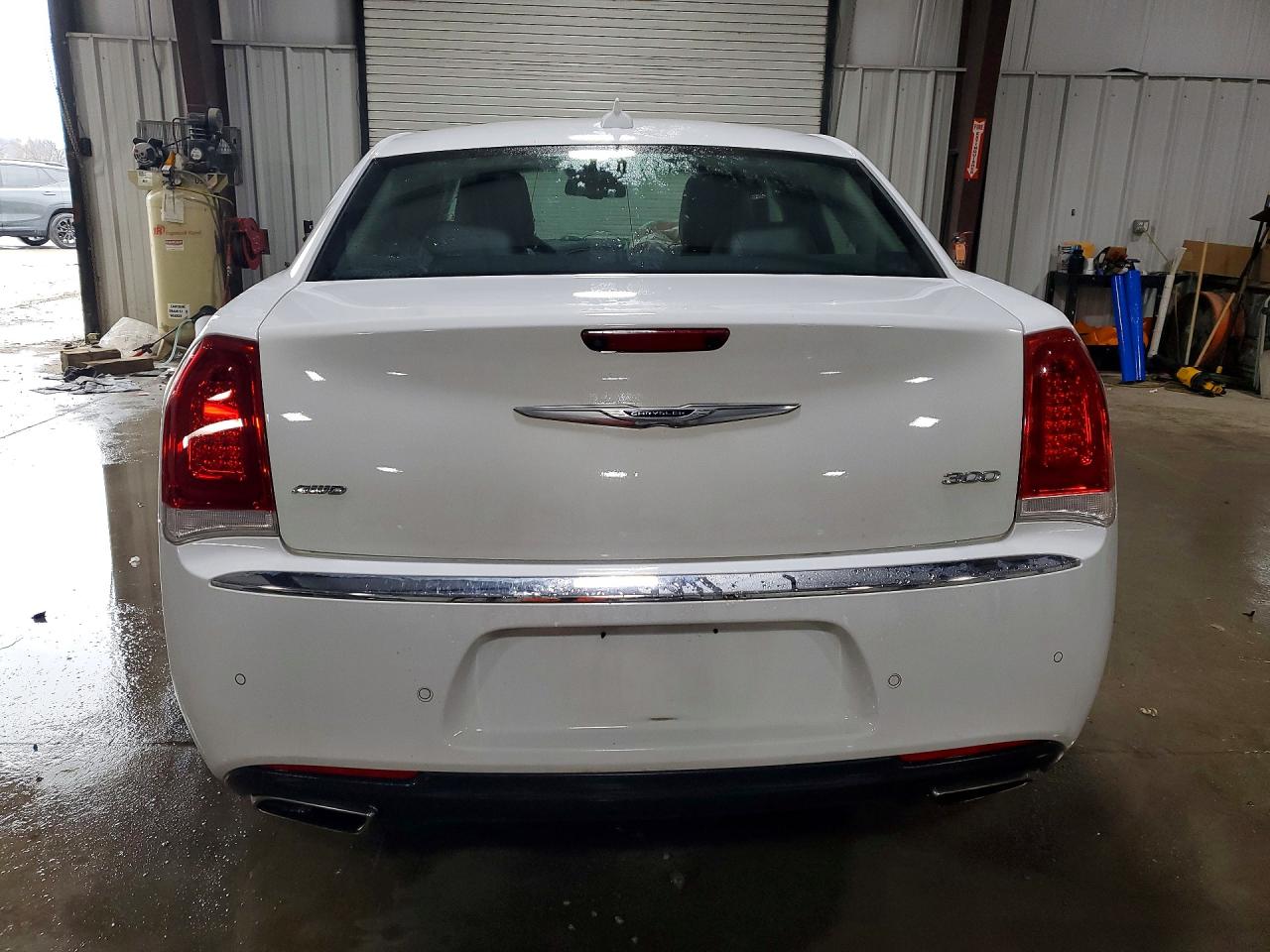 2018 CHRYSLER 300 LIMITED photo 6