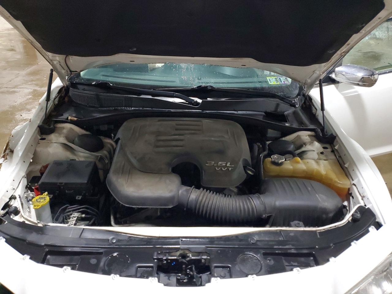 2018 CHRYSLER 300 LIMITED photo 11