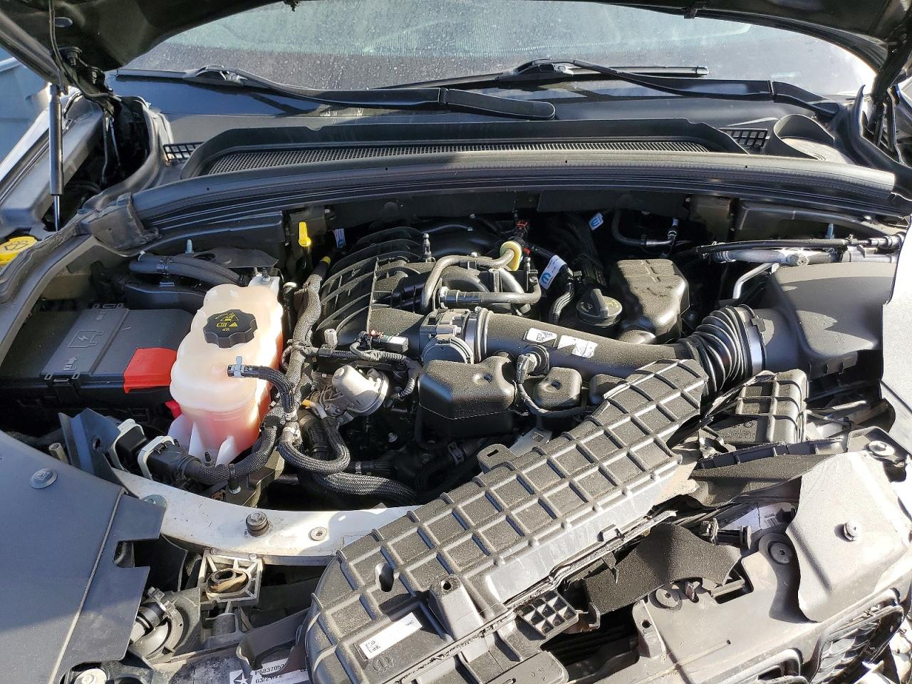 2022 JEEP GRAND CHEROKEE L LAREDO photo 23