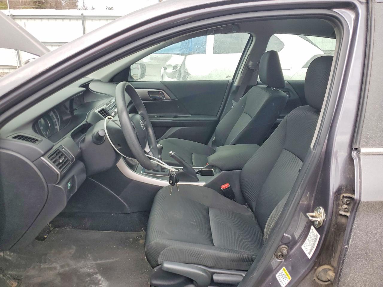 2015 HONDA ACCORD LX photo 13