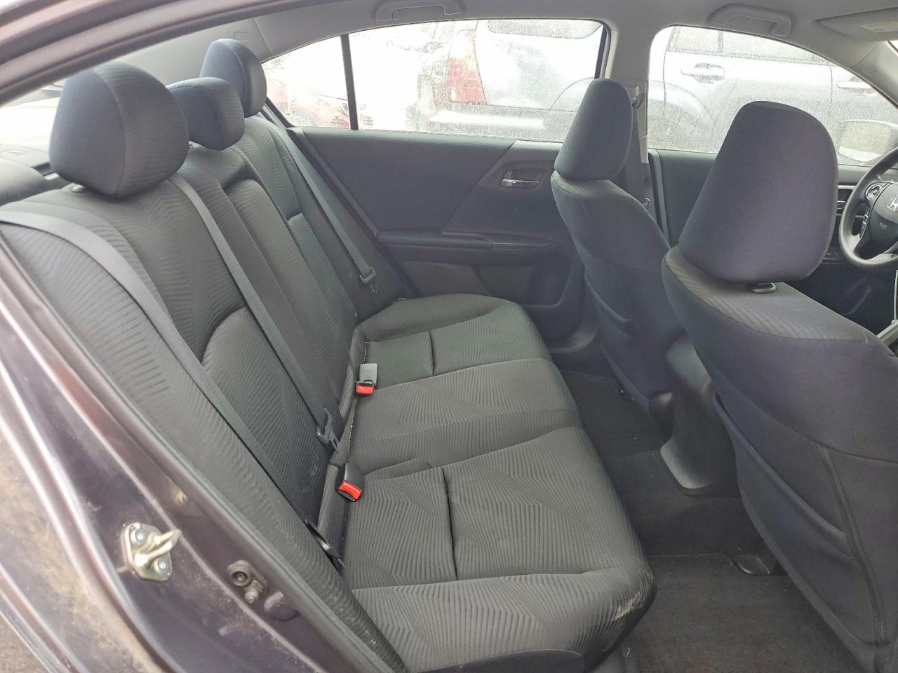 2015 HONDA ACCORD LX photo 19