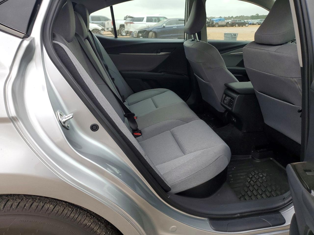 2025 TOYOTA CAMRY XSE photo 10