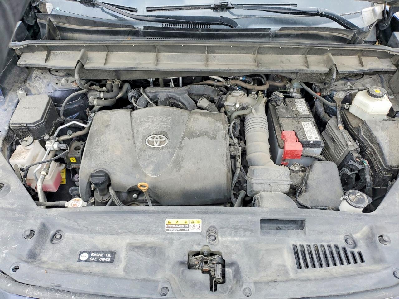 2021 TOYOTA HIGHLANDER XLE photo 23