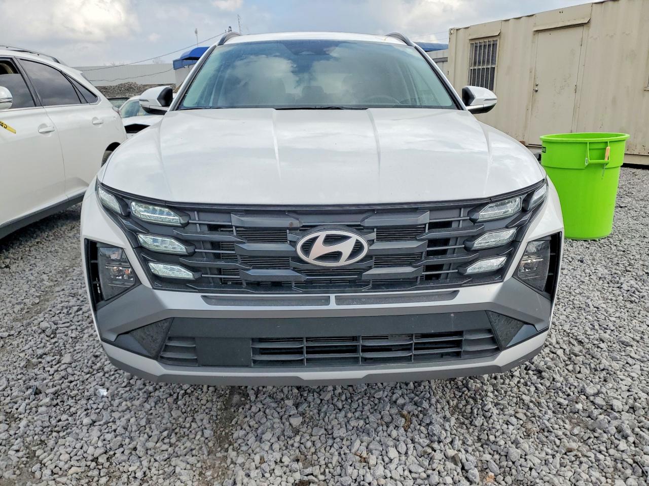 2025 HYUNDAI TUCSON SEL photo 5