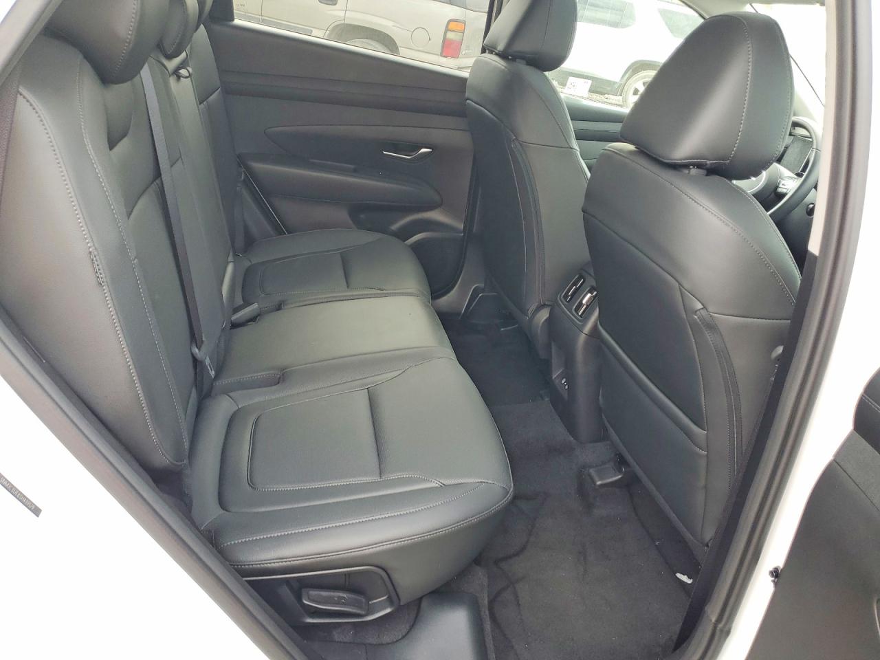 2025 HYUNDAI TUCSON SEL photo 11