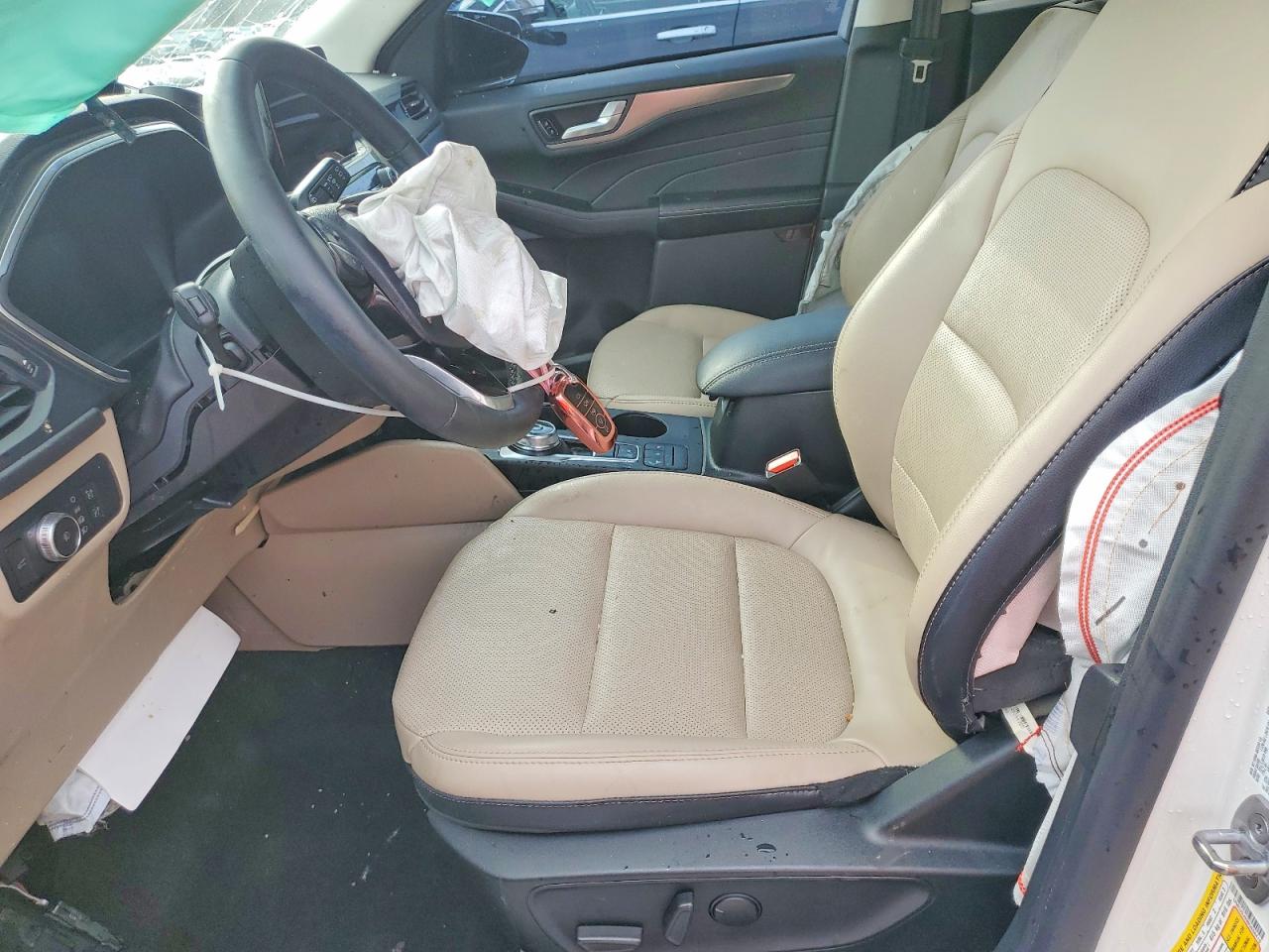 2022 FORD ESCAPE TITANIUM photo 13
