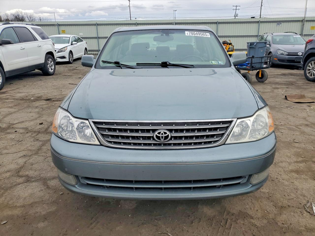 2003 TOYOTA AVALON XL photo 13