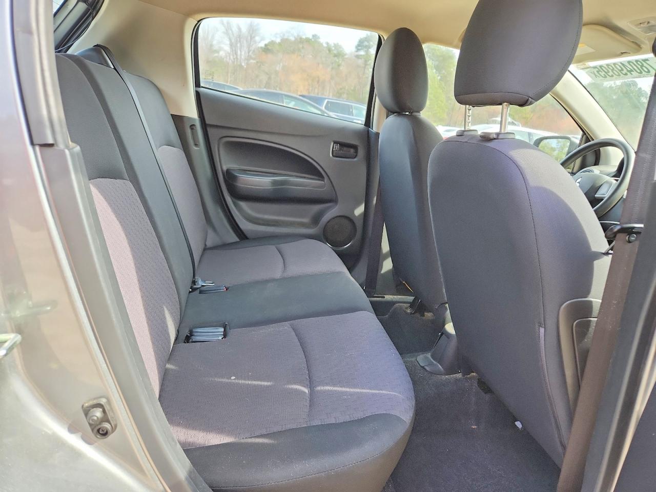 2017 MITSUBISHI MIRAGE ES photo 10