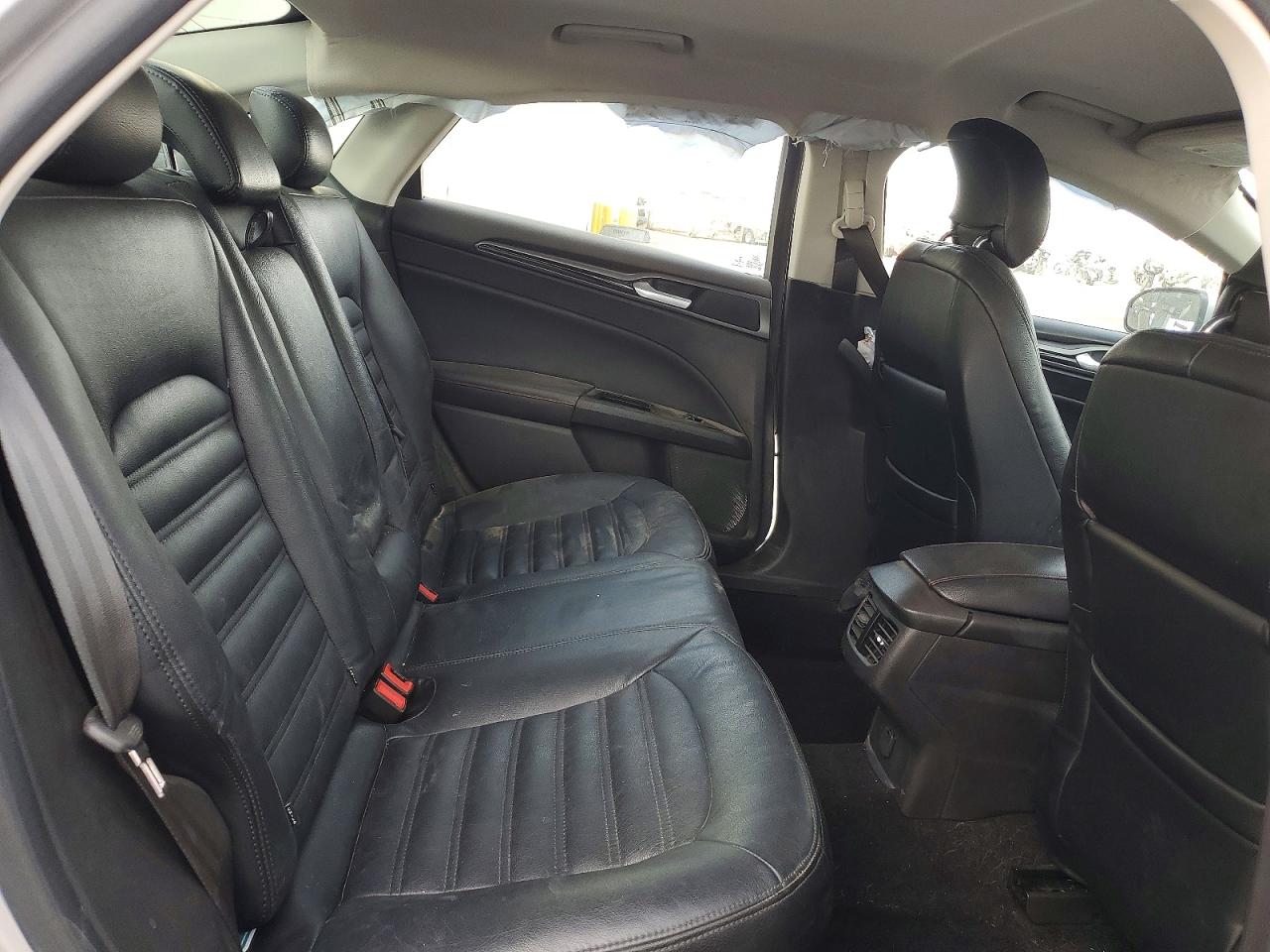 2014 FORD FUSION photo 28